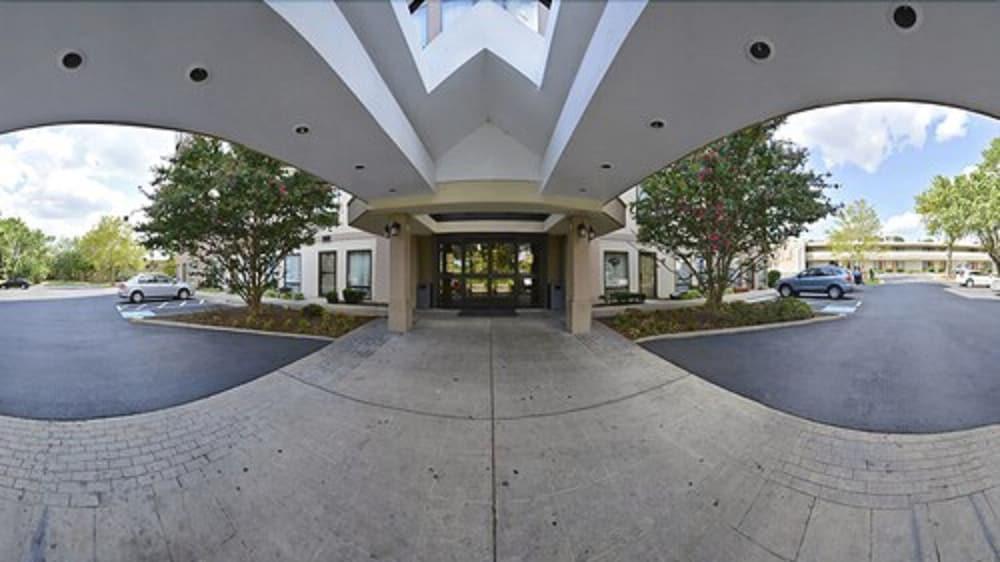 Comfort Inn Pentagon City Арлингтън Екстериор снимка