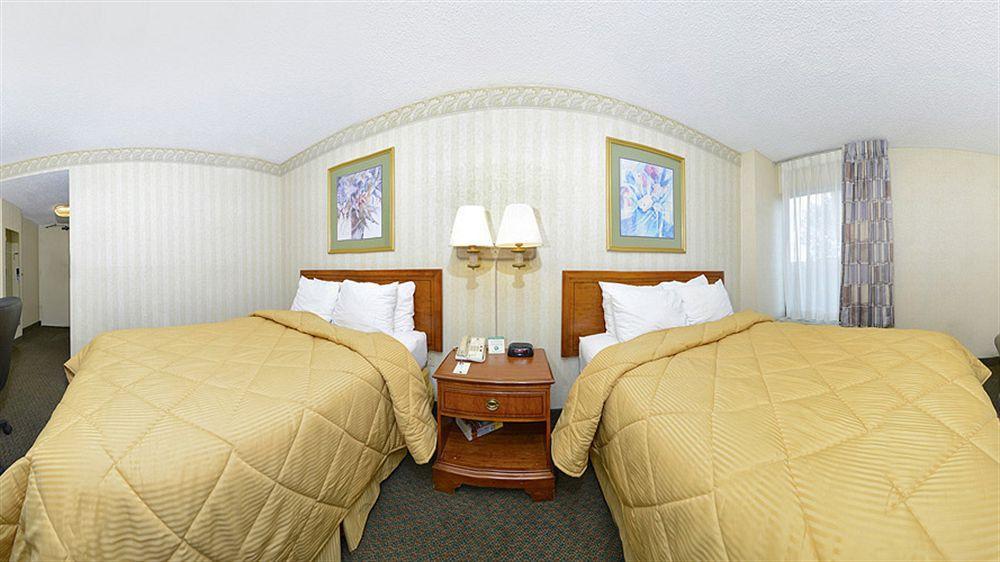Comfort Inn Pentagon City Арлингтън Екстериор снимка