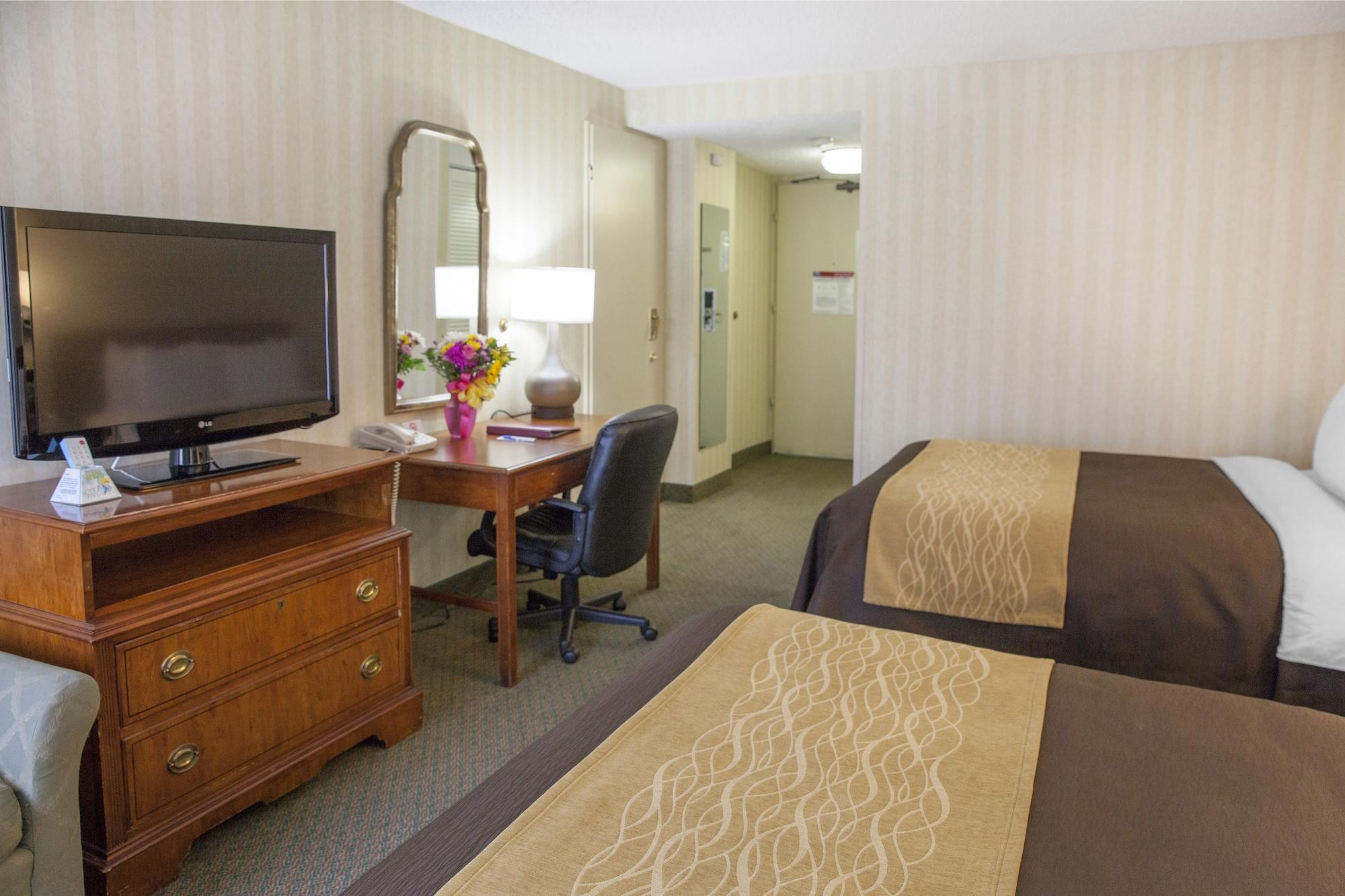 Comfort Inn Pentagon City Арлингтън Екстериор снимка