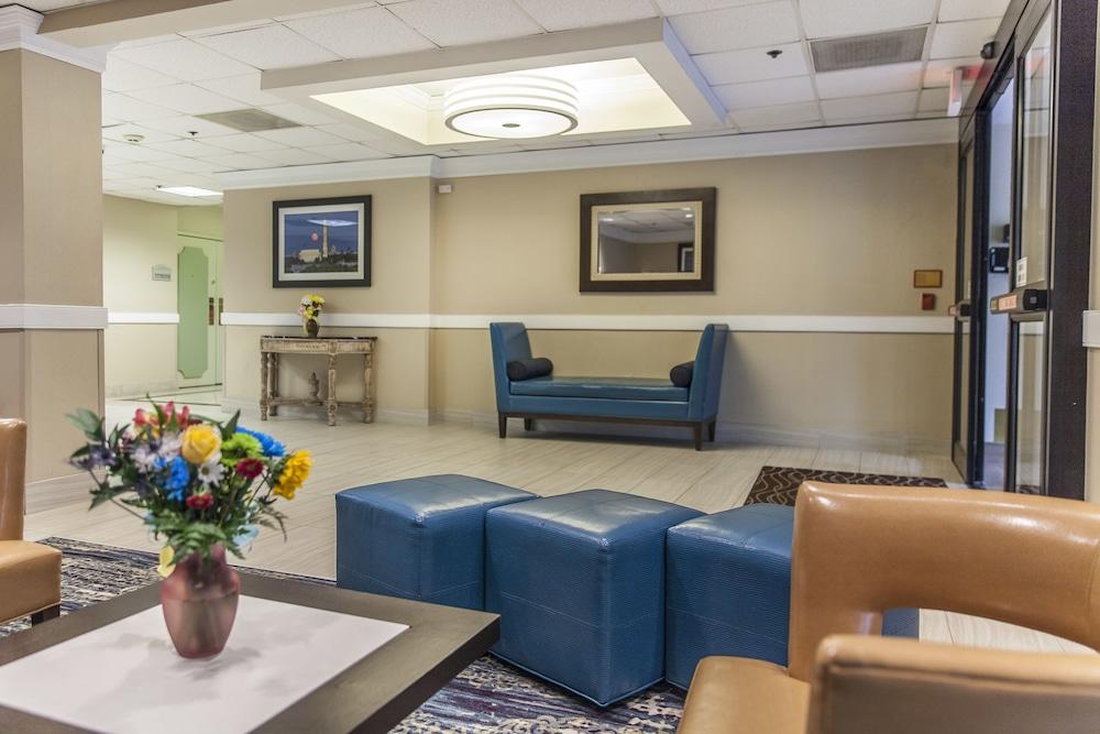 Comfort Inn Pentagon City Арлингтън Екстериор снимка