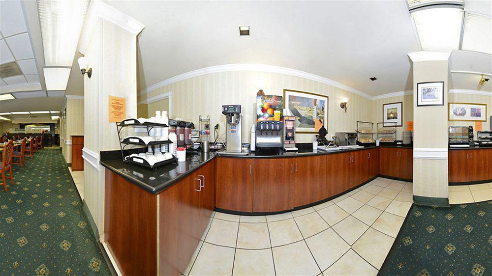 Comfort Inn Pentagon City Арлингтън Екстериор снимка